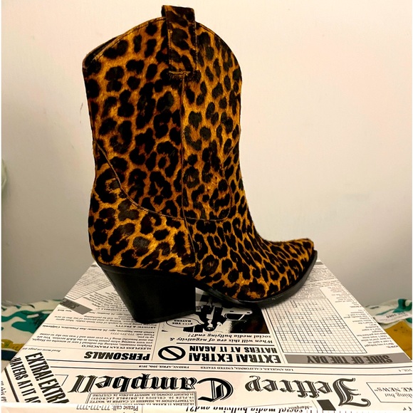 Jeffrey Campbell Cowboy boots in leopard calf hair leather size 8.5 New in box! - Picture 6 of 10